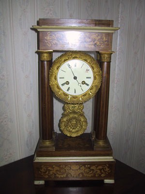 1601 - Stolni hodiny empirovy styl 19. stoleti  V - 46 cm  - 4 900 kc